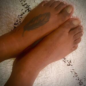 Female_feet's media