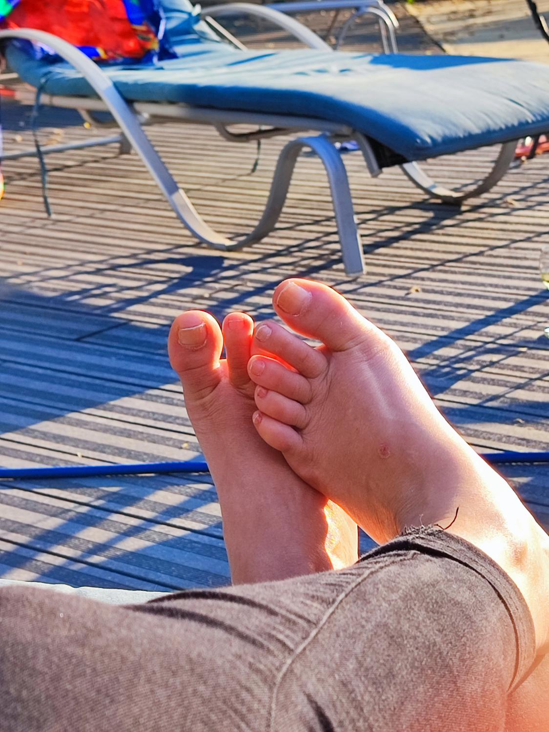 Fetishfeet_lover's media
