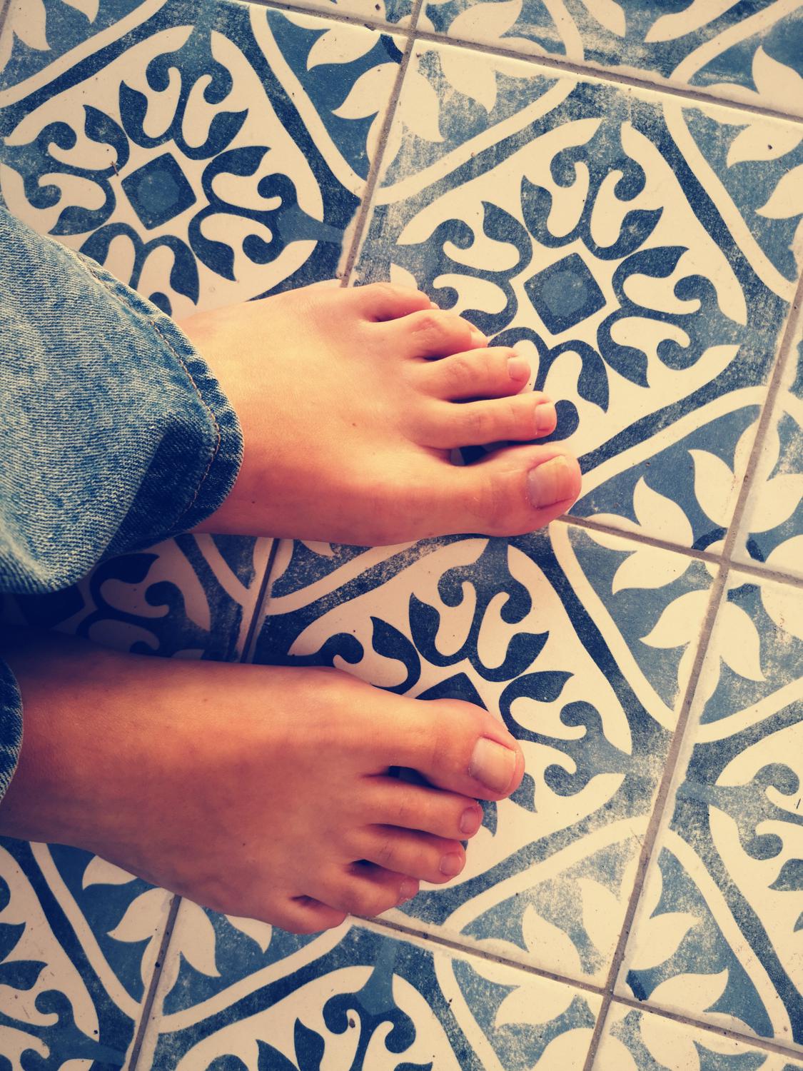 Flowery_feets's media