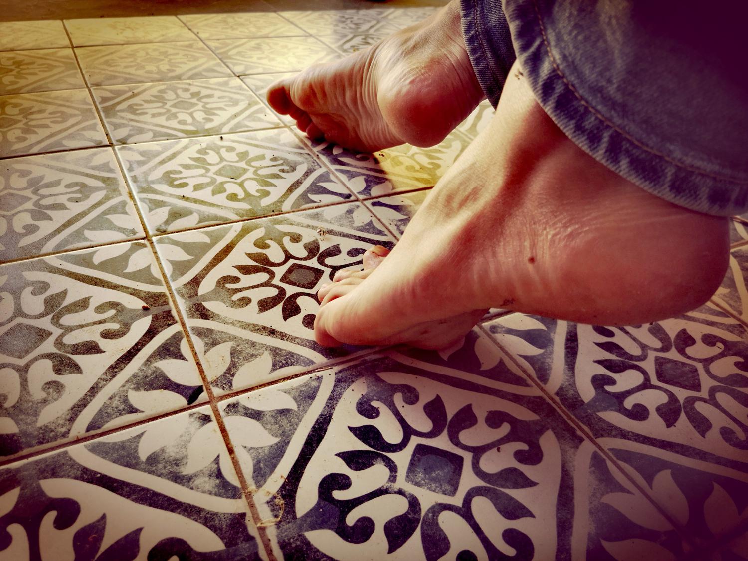Flowery_feets's media