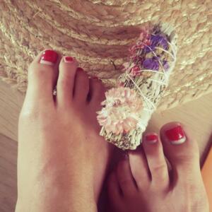 Flowery_feets's media
