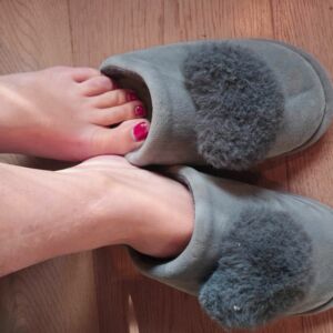 Flowery_feets's media