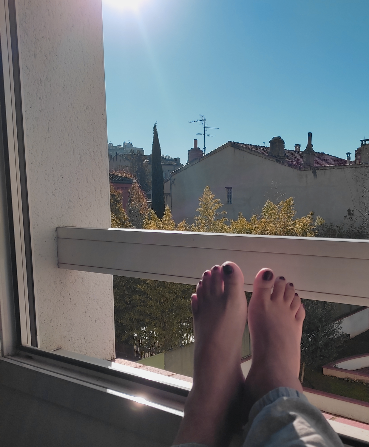 _foot-girl's media