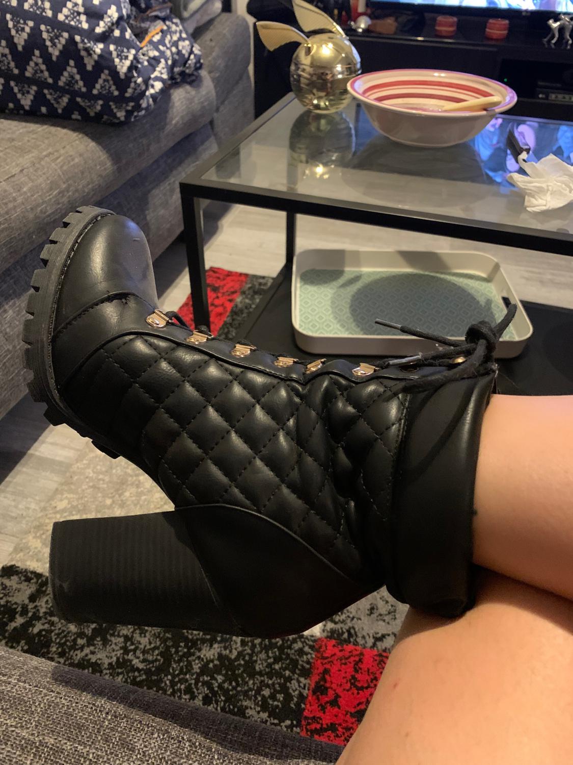 Footfetish34's media
