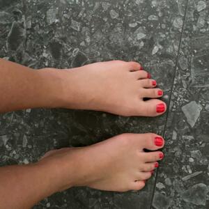 Footgirl95's media