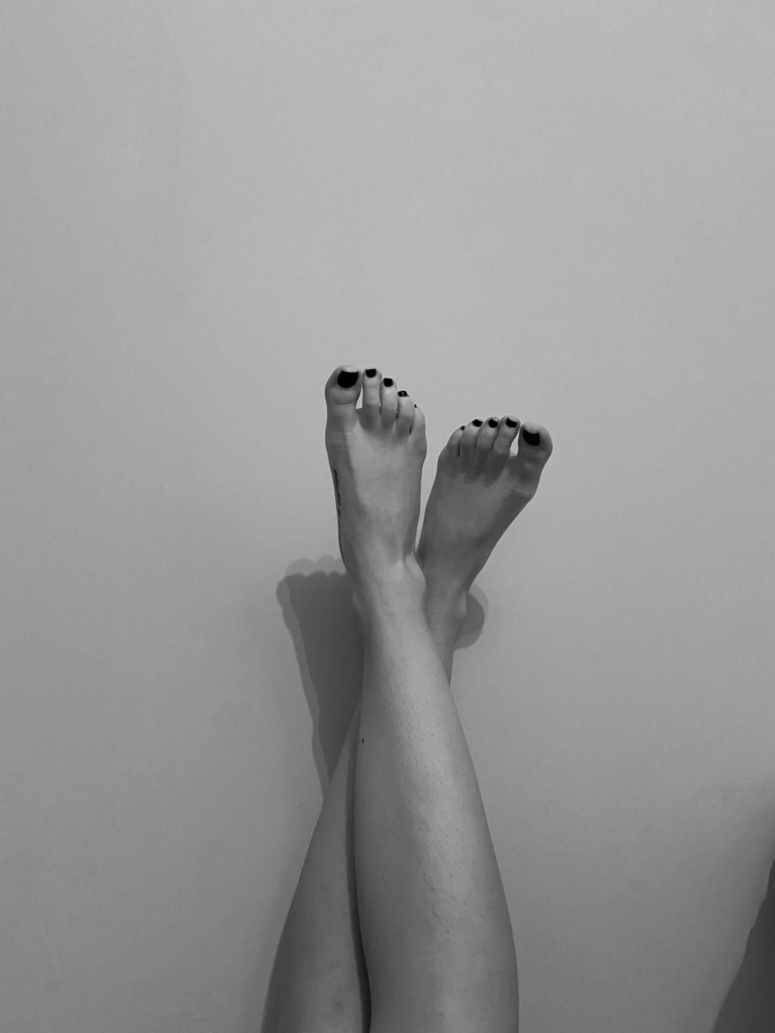 Footlover3_'s media