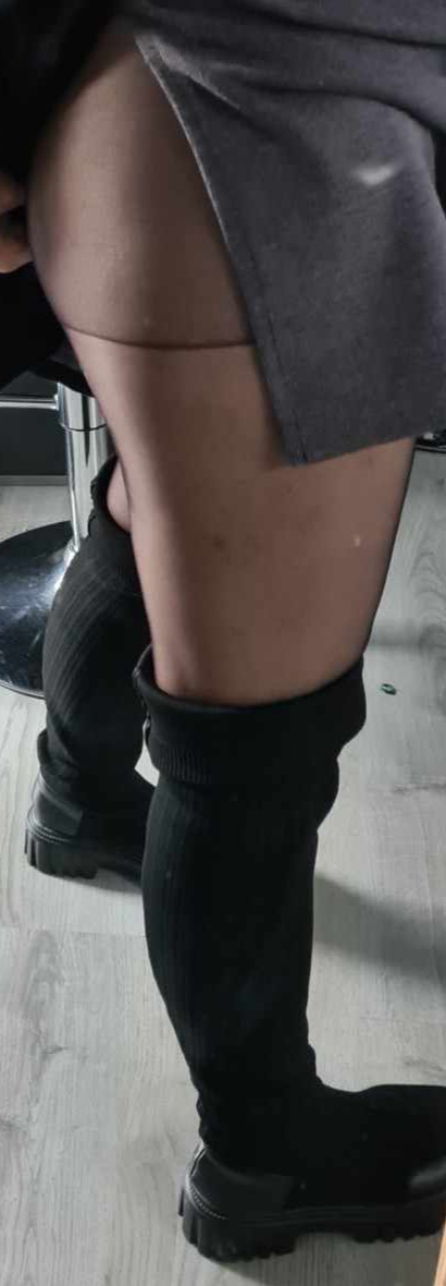 Footshoesfetish_fr's media