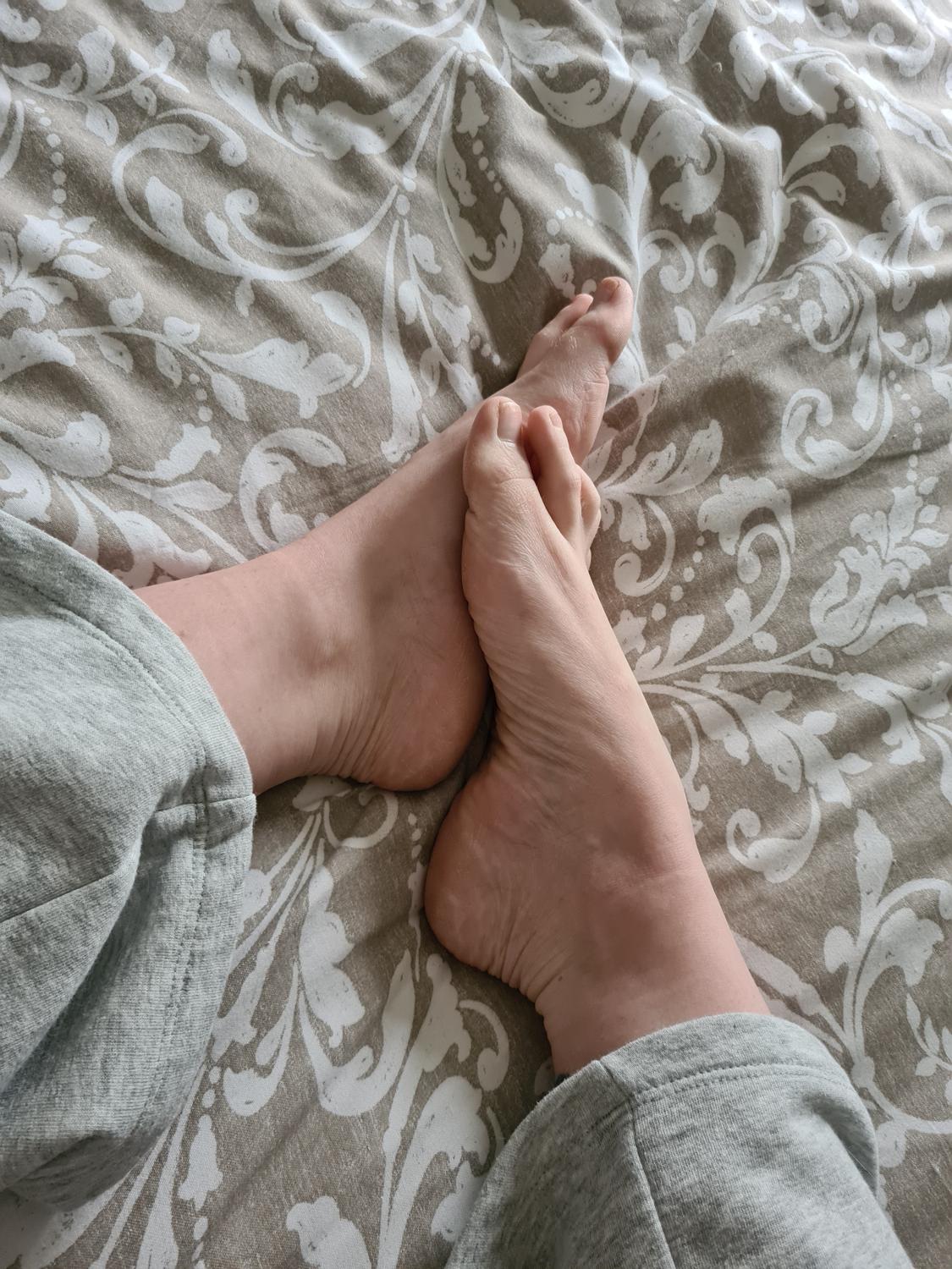Foxyy_feet's media