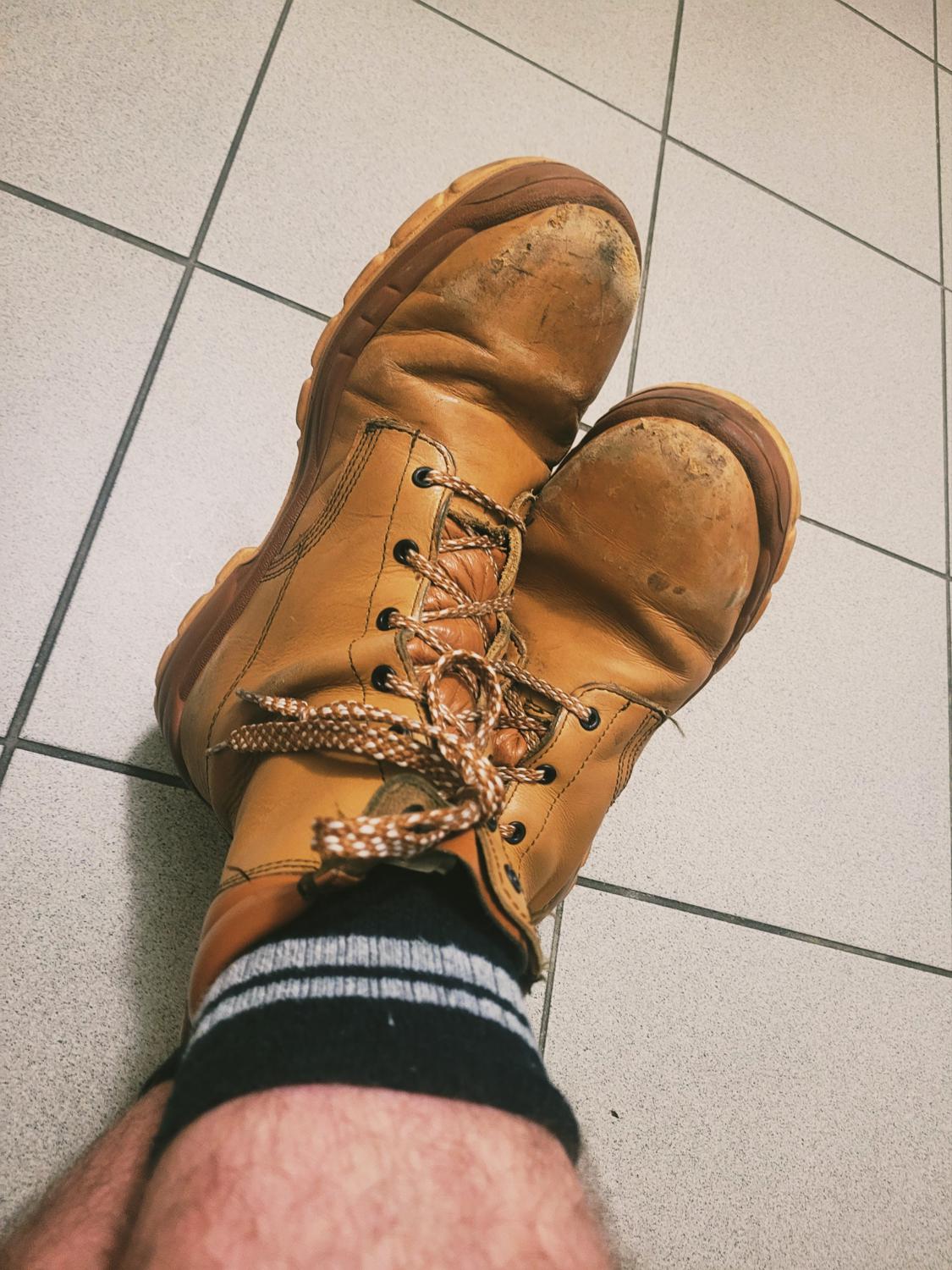 French_alpha_feet's media