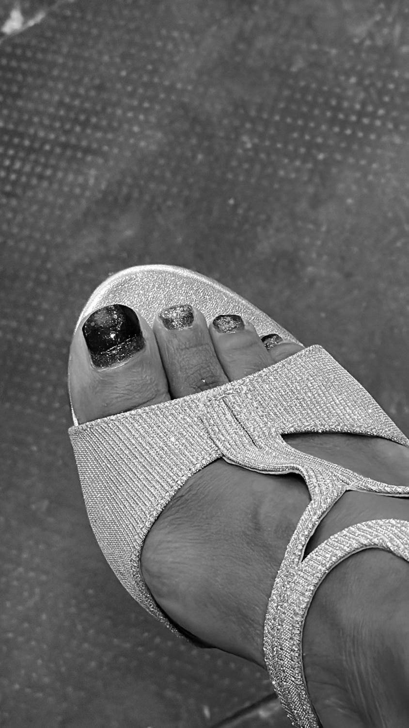 French_feet_paris's media
