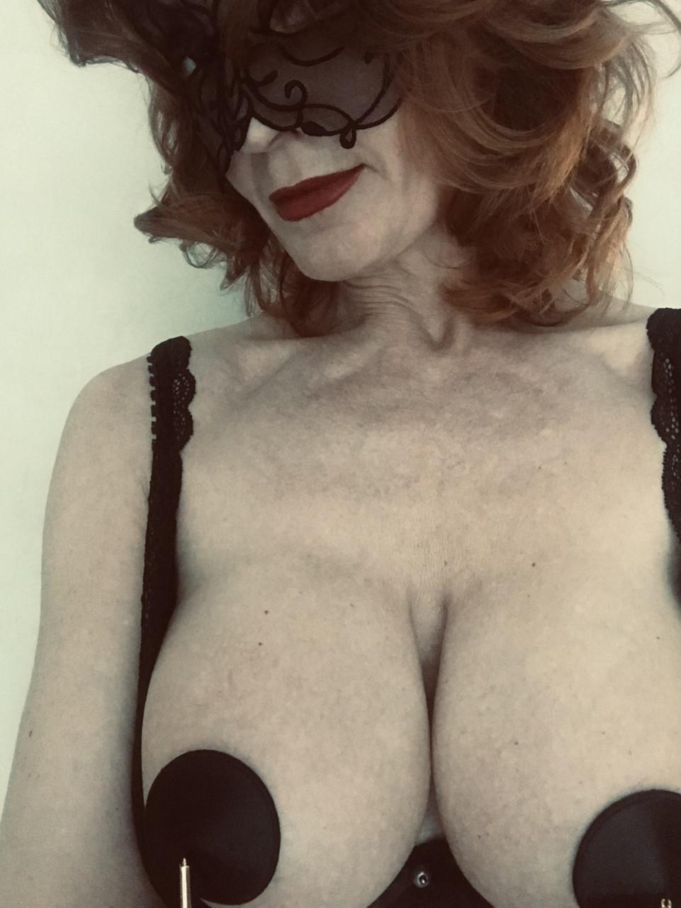 French_hot_milf's media