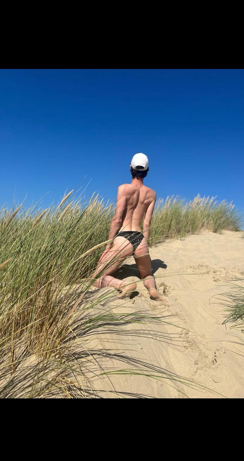 Frenchcouplegay's media