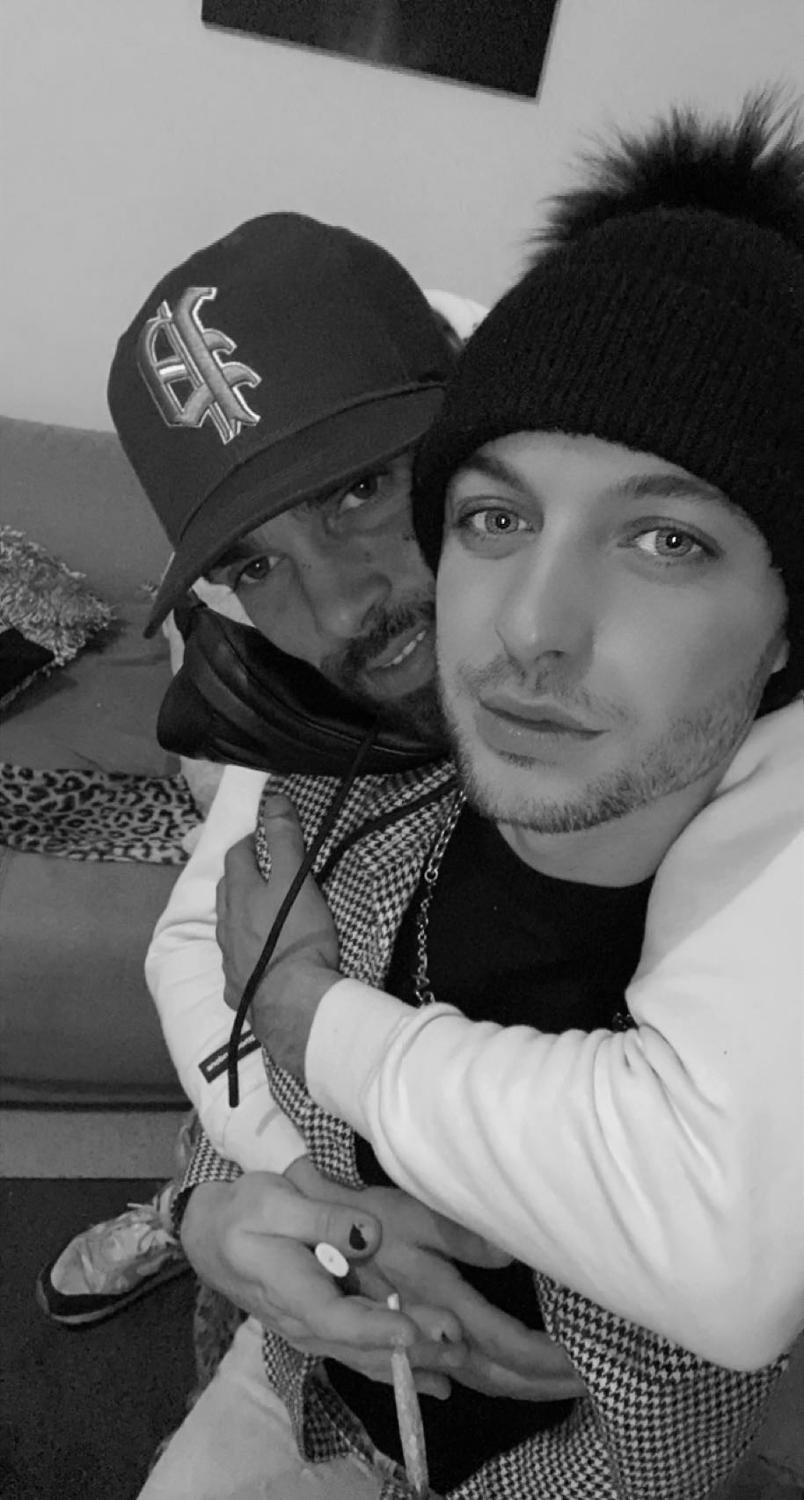 Frenchcouplegay's media