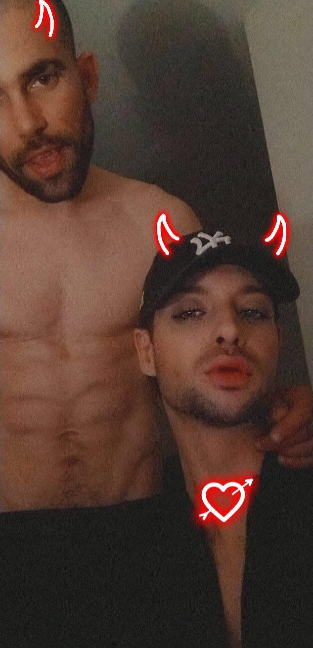 Frenchcouplegay's media