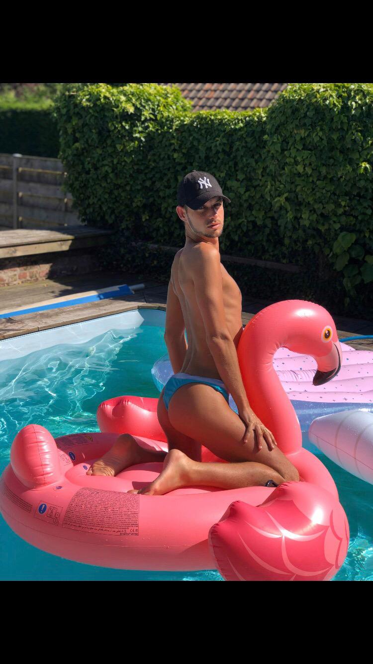 Frenchcouplegay's media