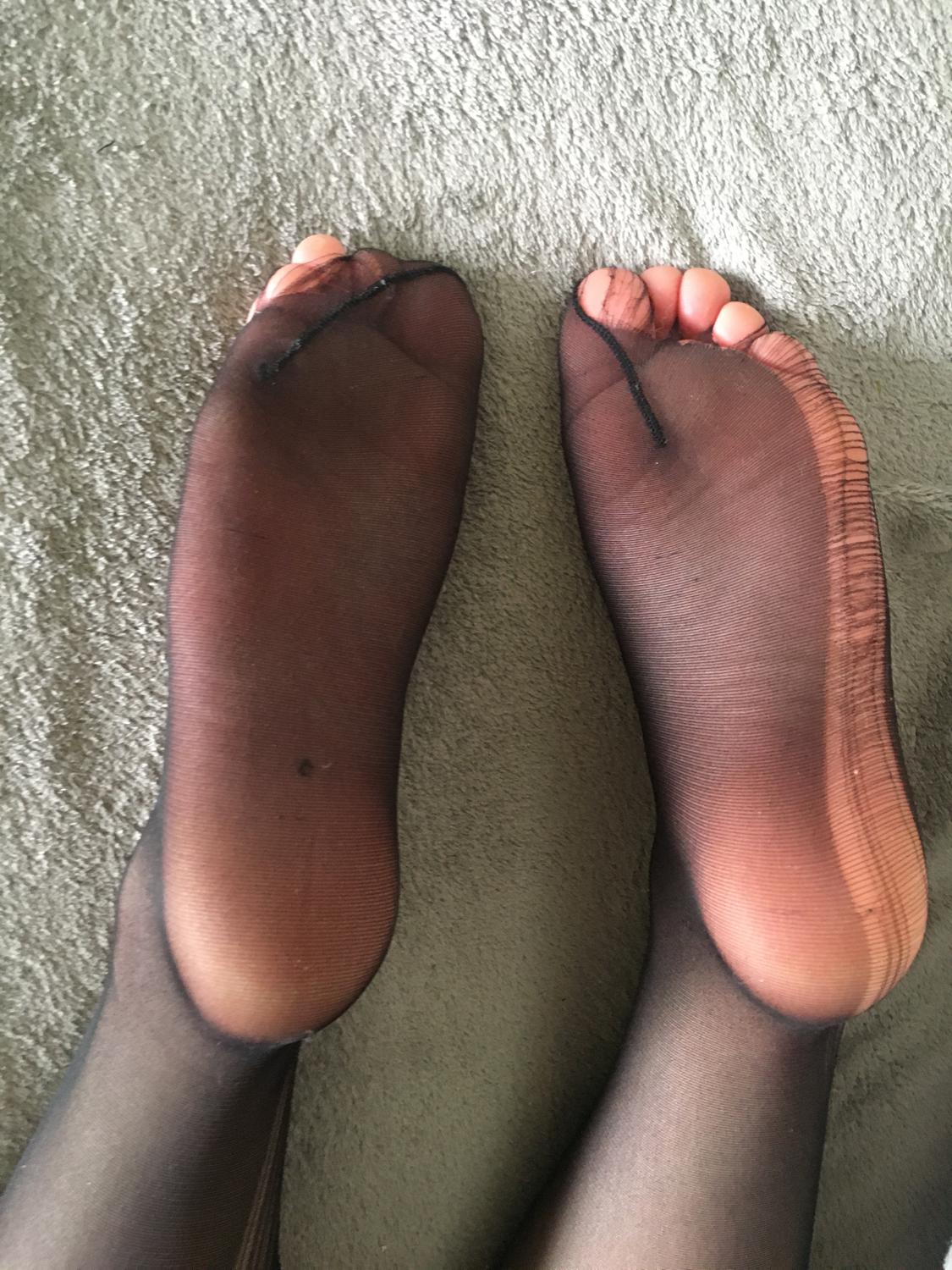 Frenchfeetme's media