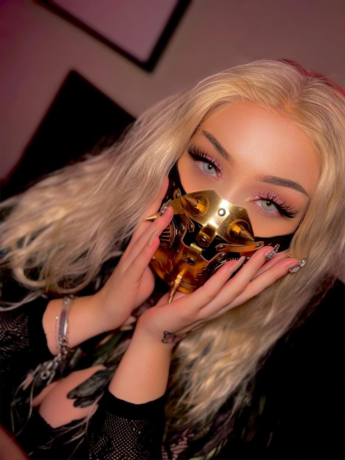 Frenchrapqueen's media