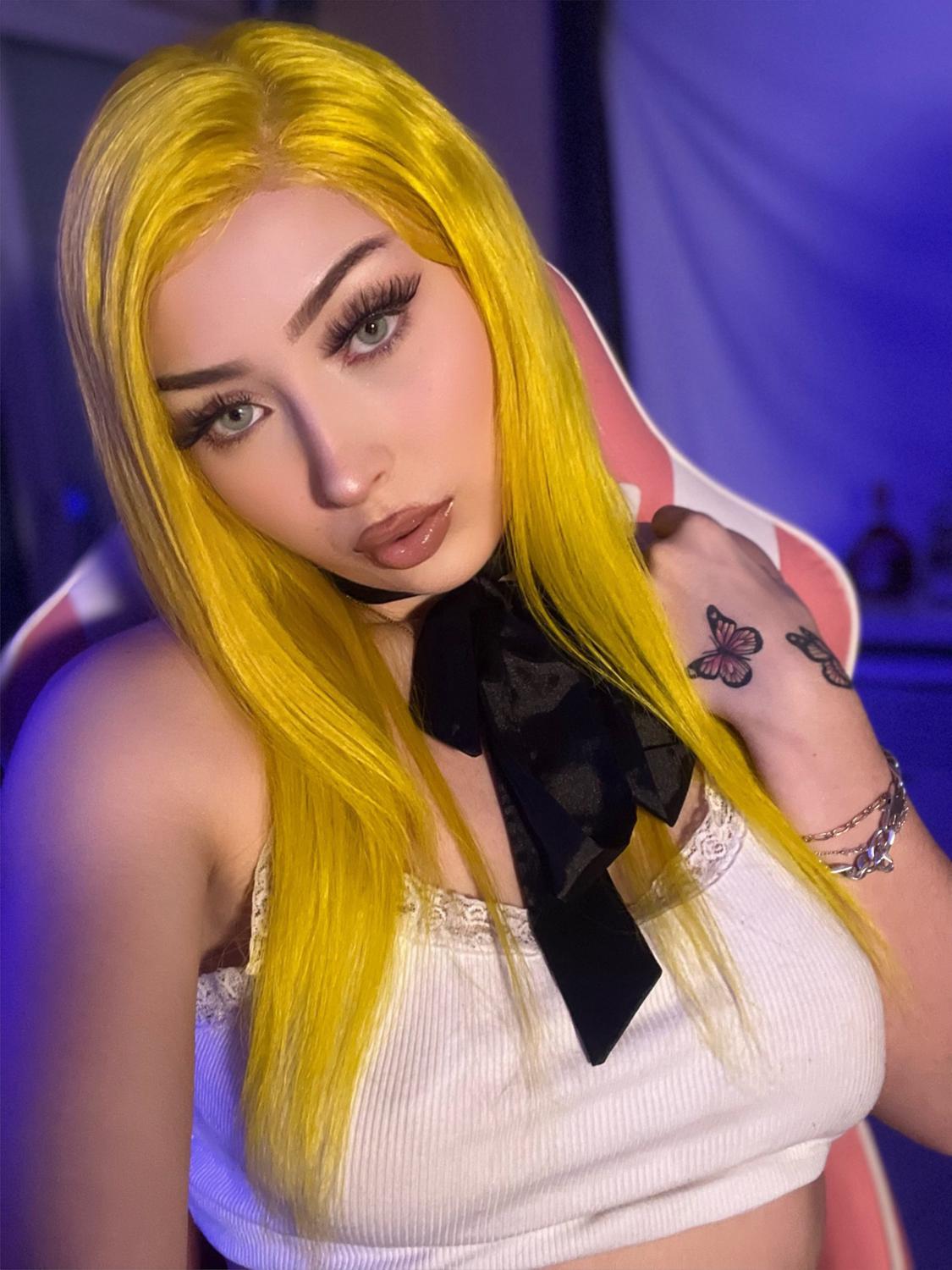 Frenchrapqueen's media