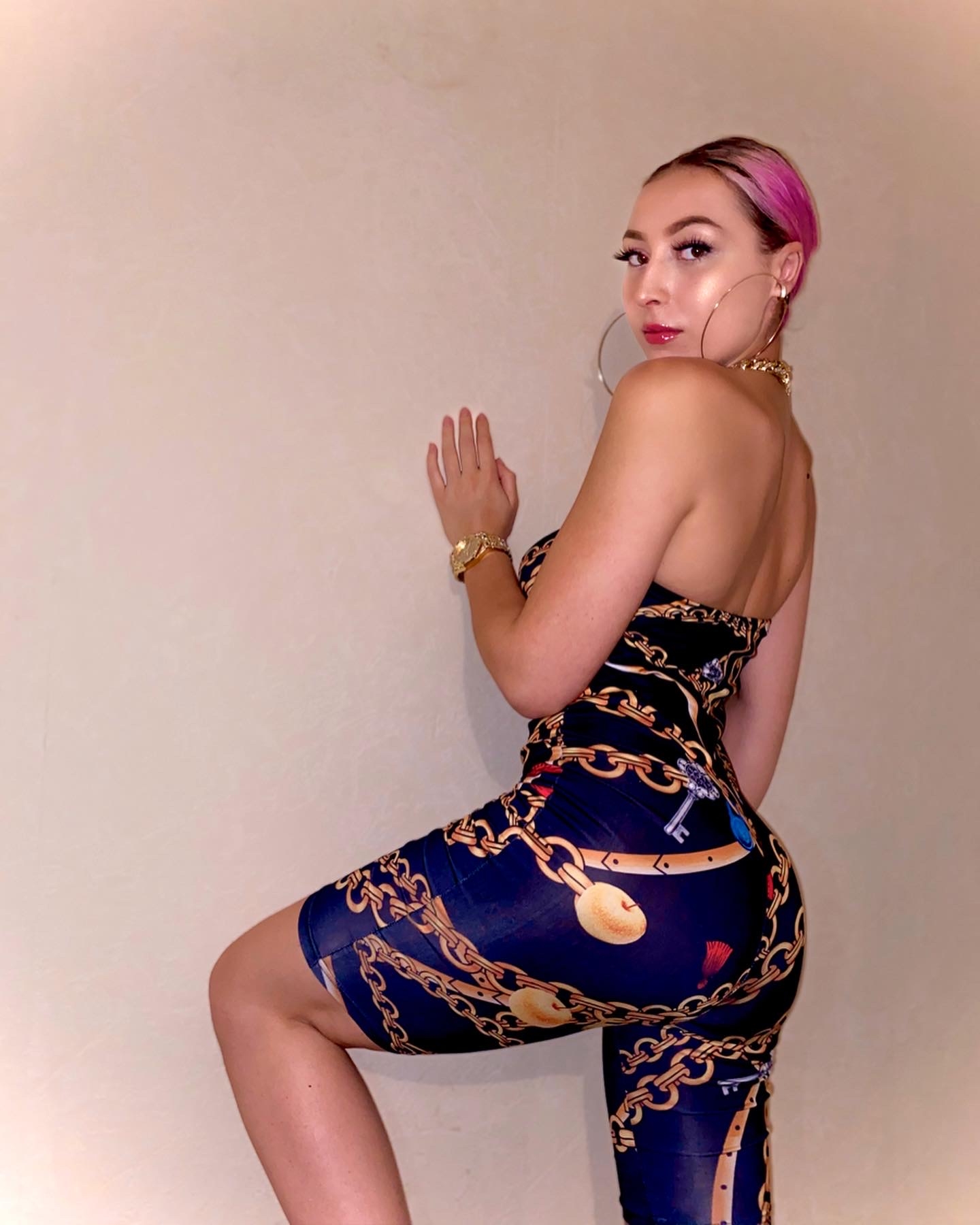 Frenchrapqueen's media