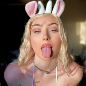 Frenchrapqueen's media
