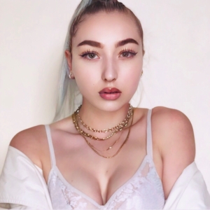Frenchrapqueen's media