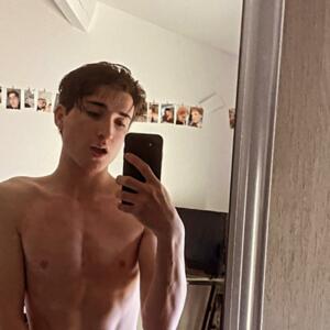 Gabriellandru1002's media