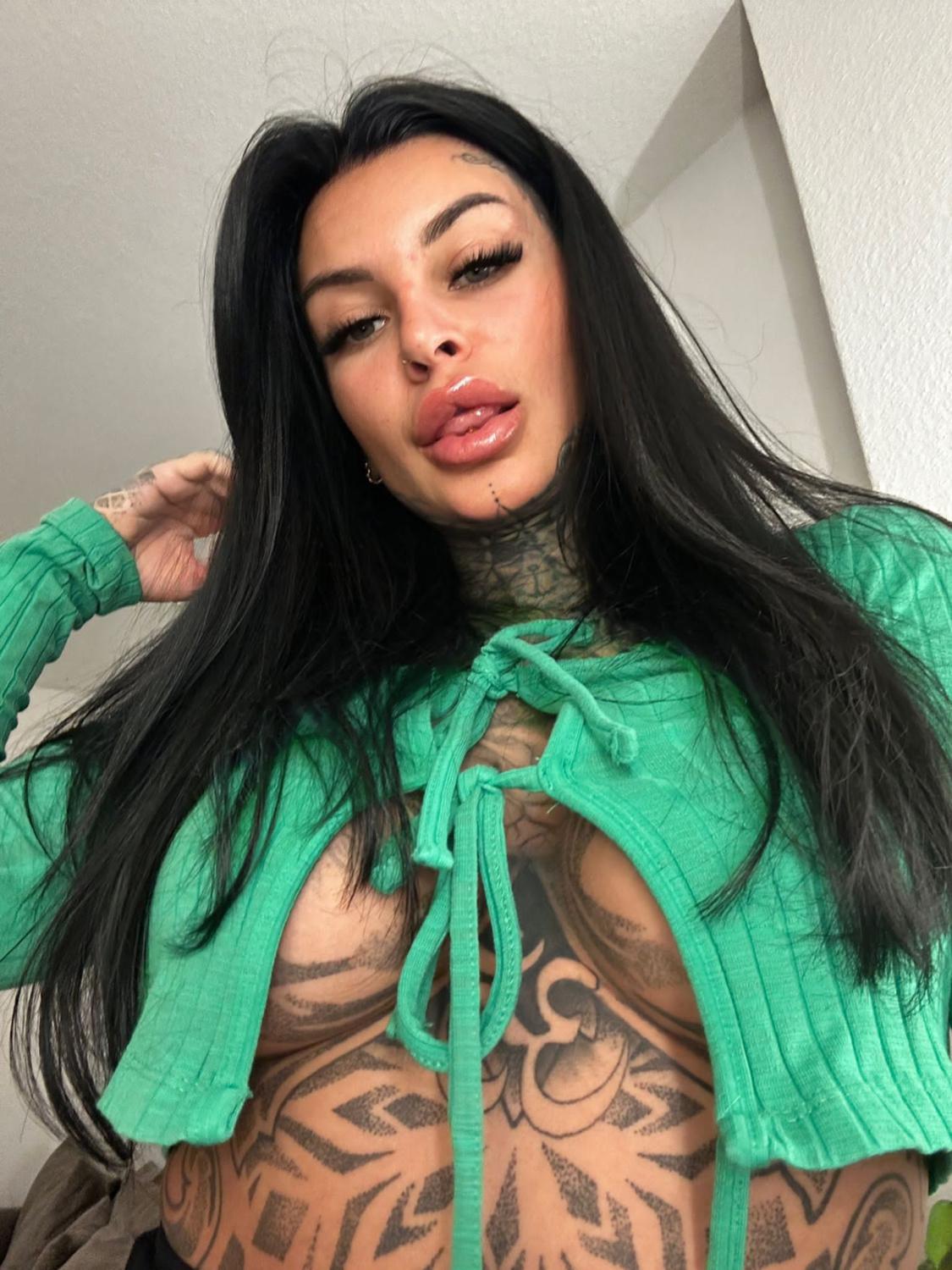 Ginariiaaa's media