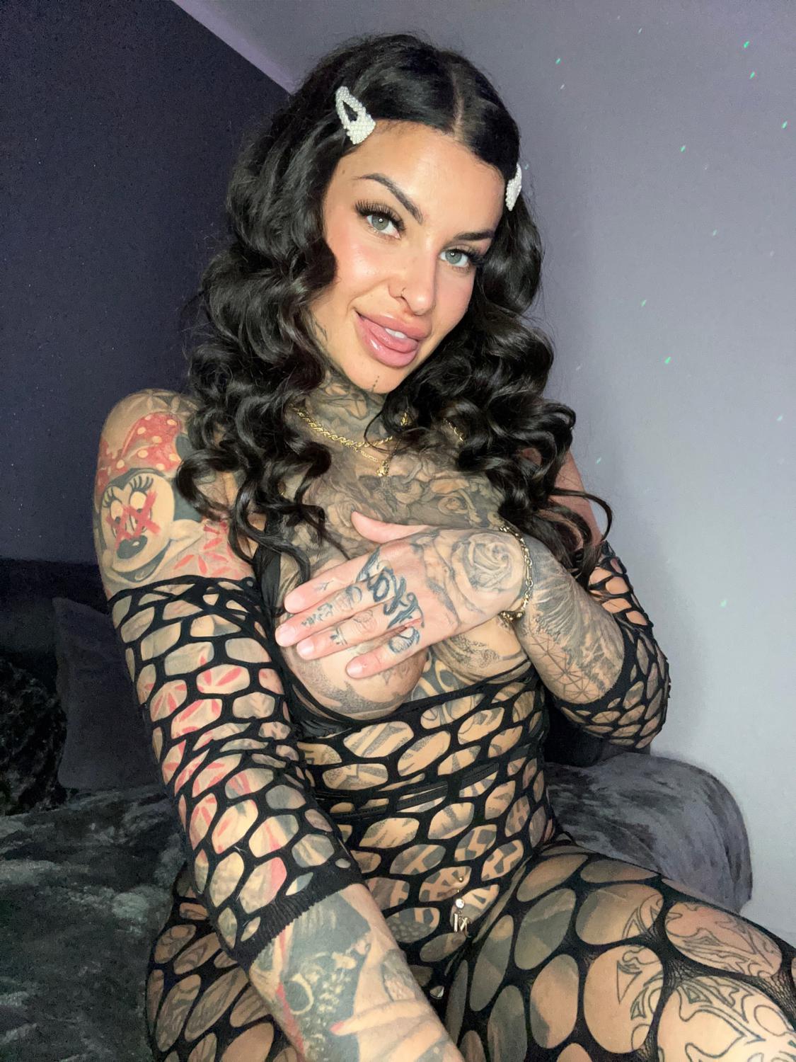 Ginariiaaa's media