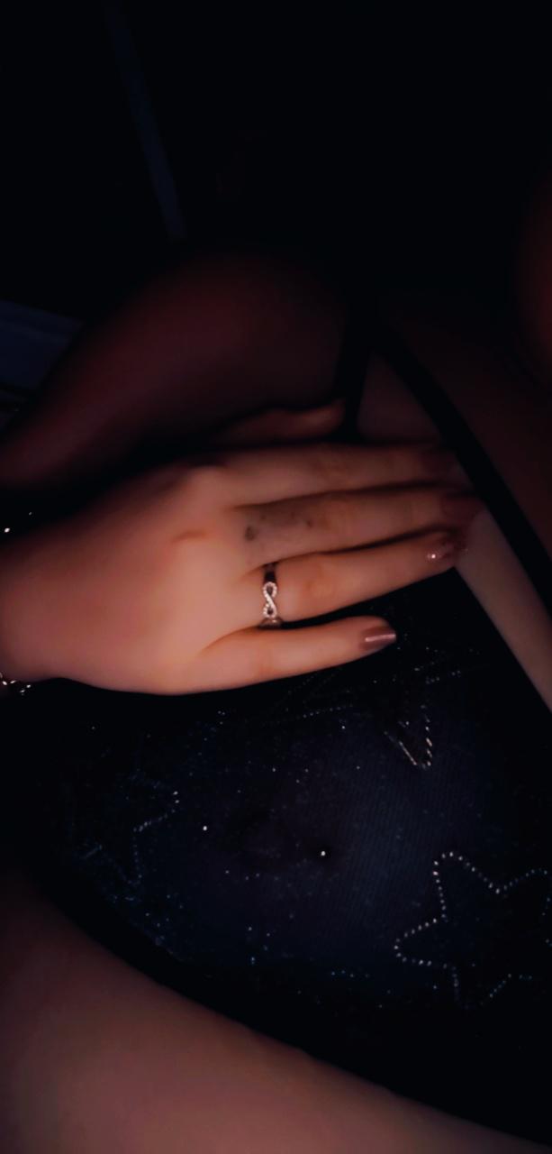 Girl-curvyy's media