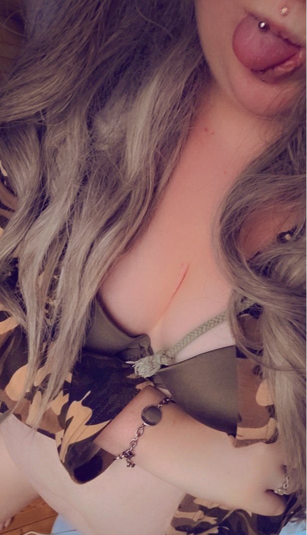 Girl-curvyy's media