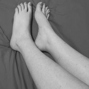 Girly-pieds's media