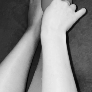 Girly-pieds's media