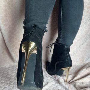 Glamshoes01's media