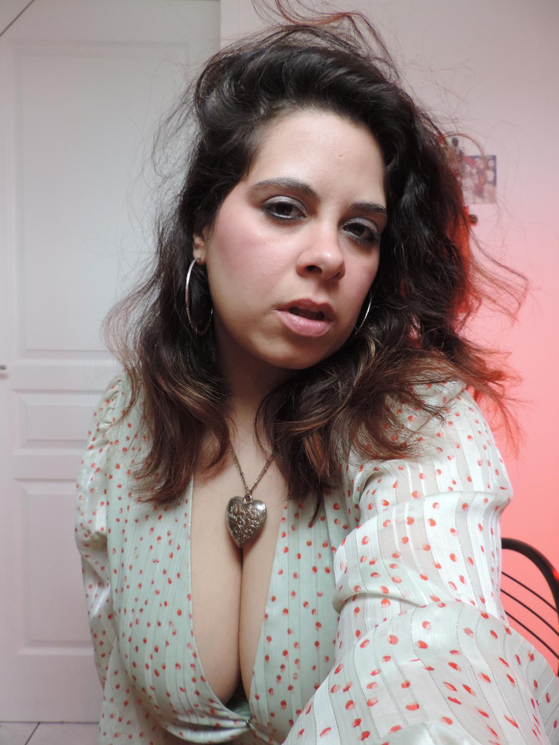 Gloriamadelena's media