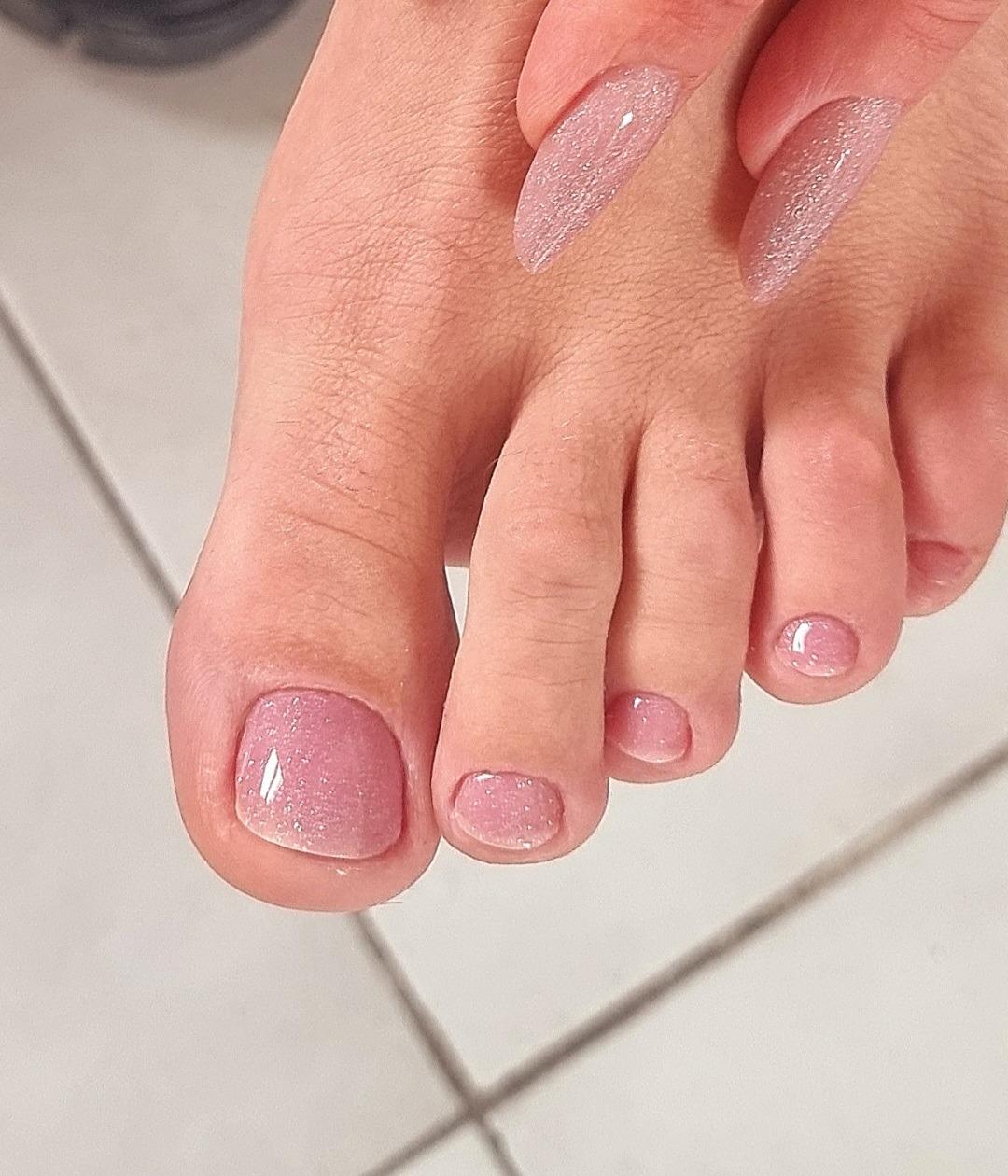 Goldie_feet's media