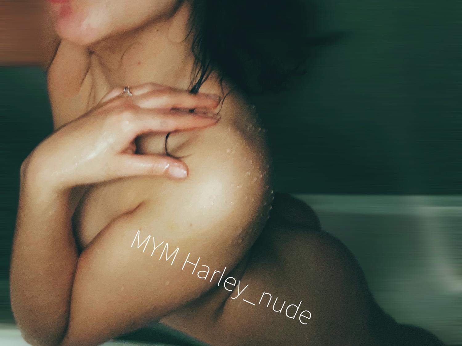 Harley_nude's media