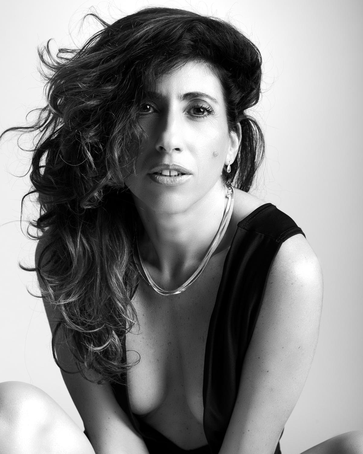 Hedymodel's media