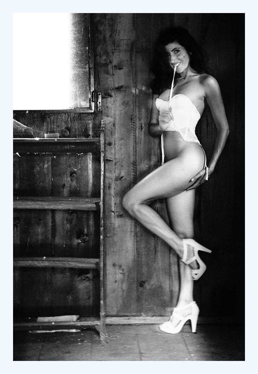 Hedymodel's media