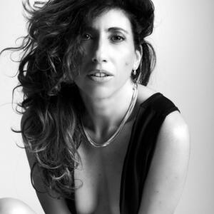Hedymodel's media