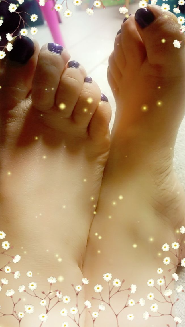 Hera_feet2022's media