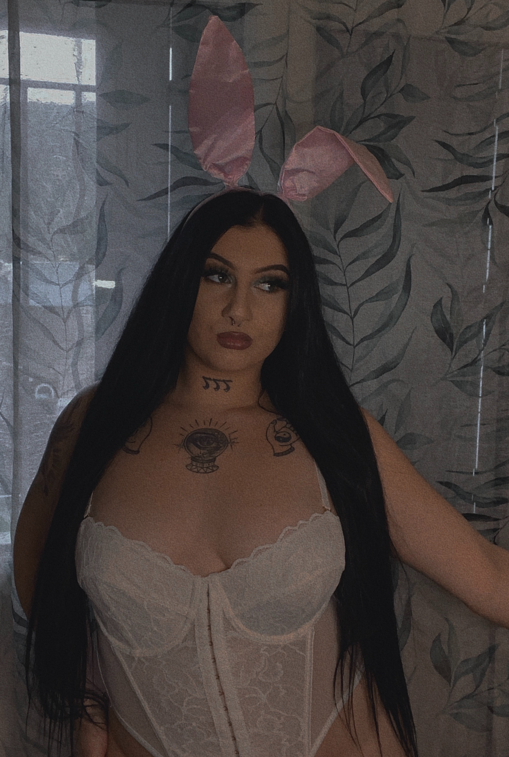 Heyla_body's media
