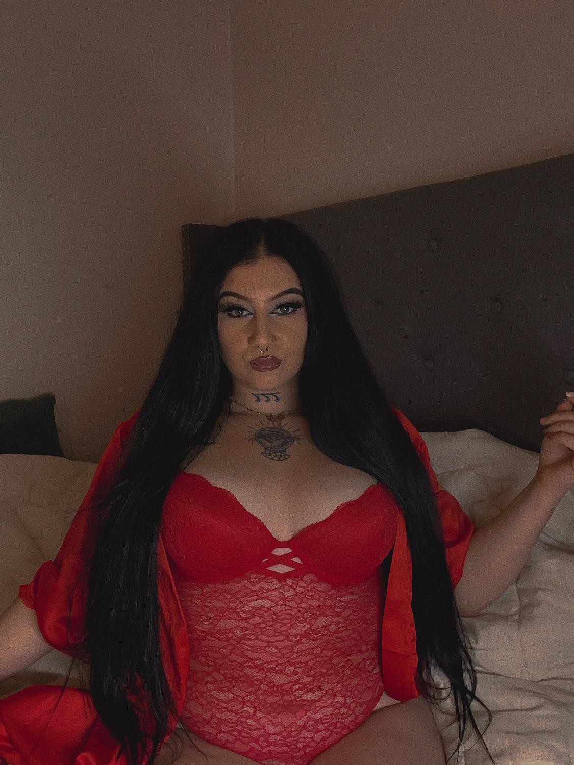 Heyla_body's media