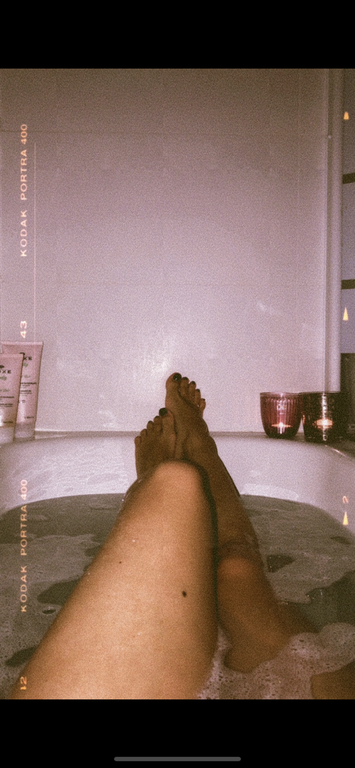Holy_feet's media