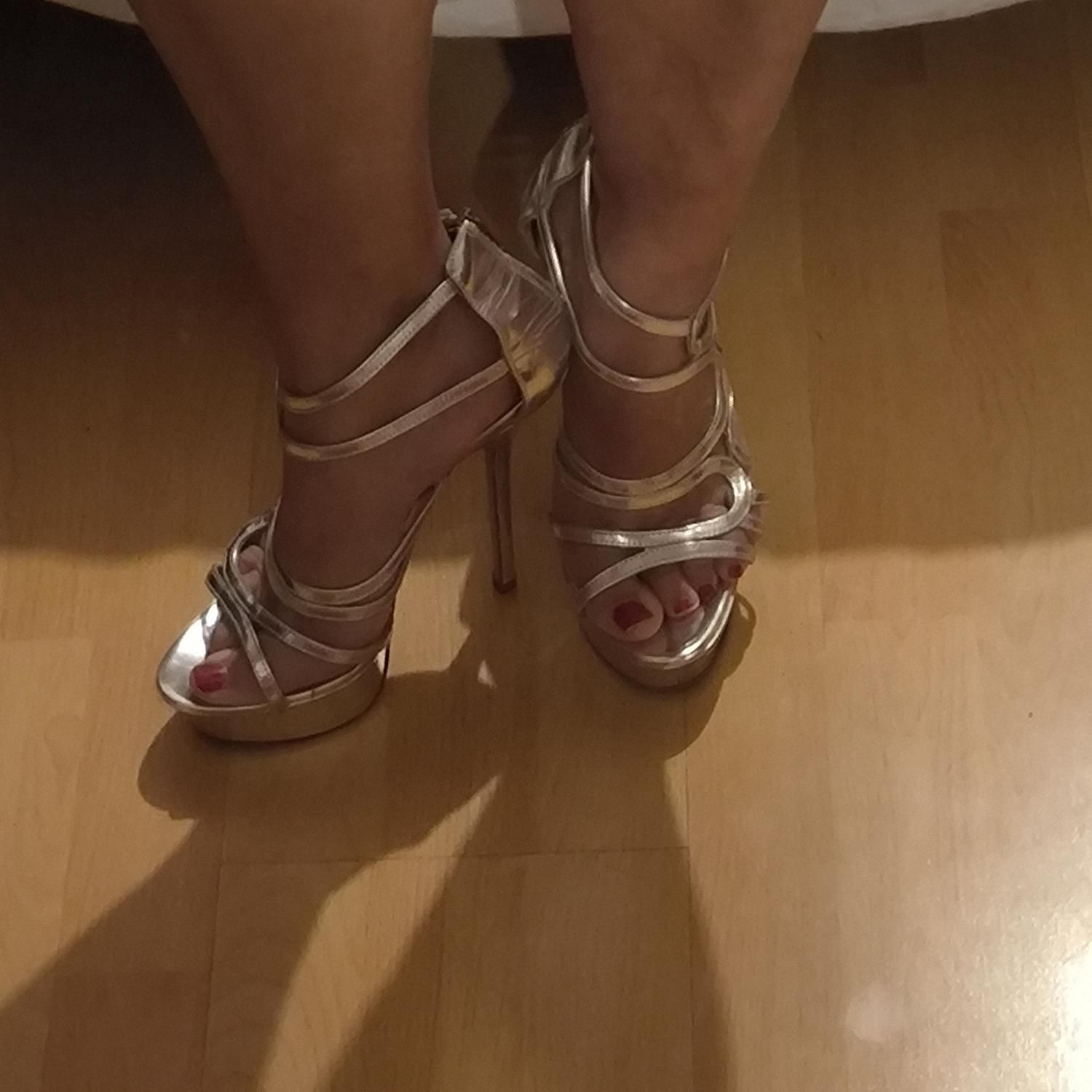 Hot_feet14's media