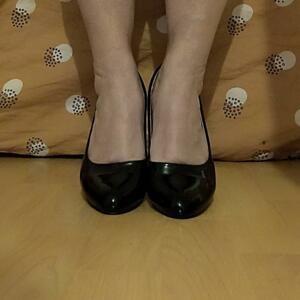 Hot_feet14's media