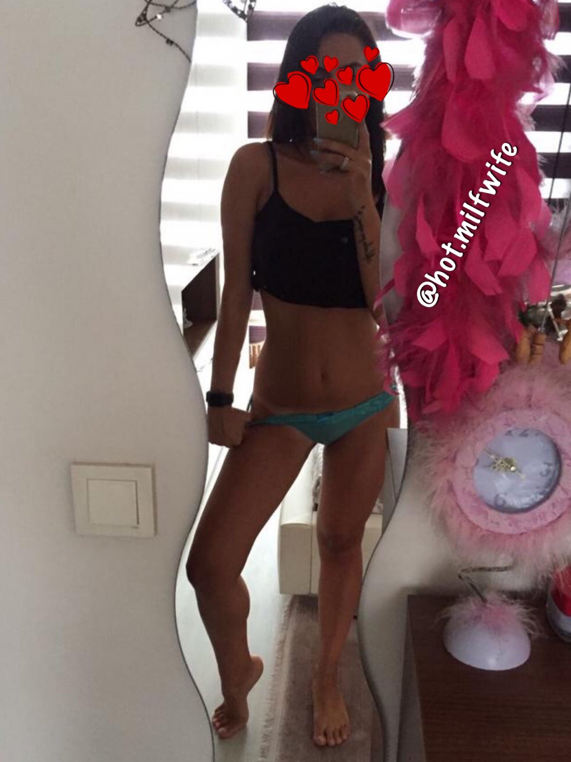 Hot_milfwife's media