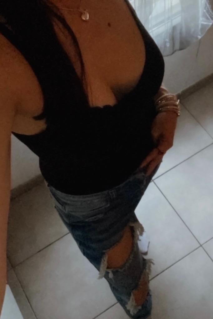 Hot_sicilienne's media