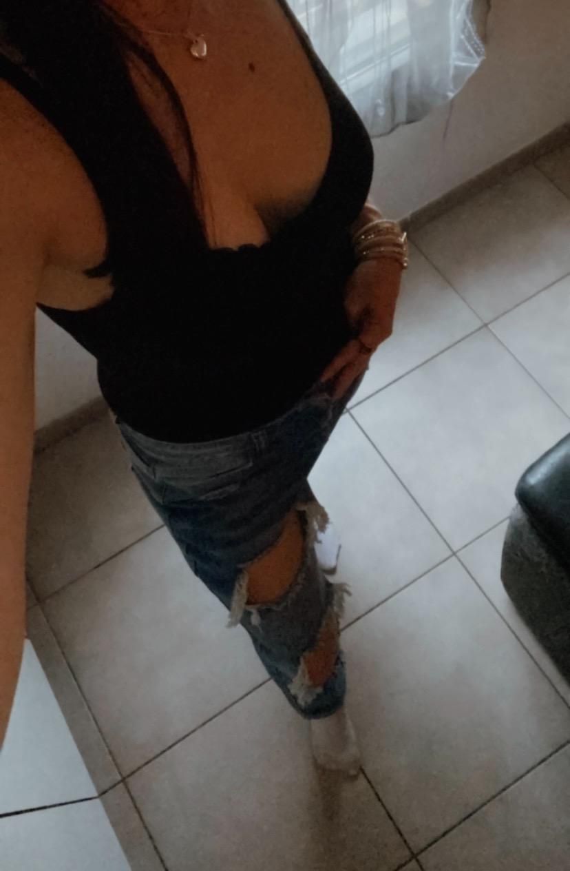 Hot_sicilienne's media