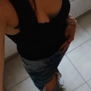 Hot_sicilienne's media