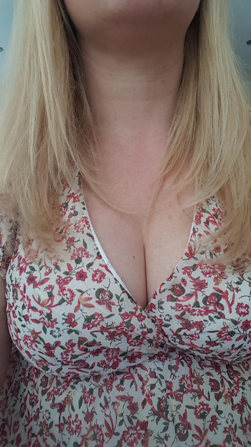 Hotjennymilf's media